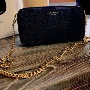 Kate Spade zipper crossbody wallet!